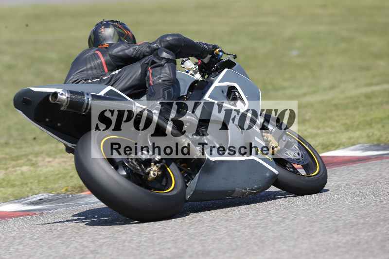 /44 09.08.2025 Plüss Moto Sport ADR/Freies Fahren/91